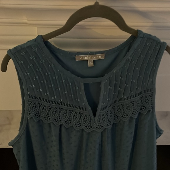 Women’s Casual Top - Picture 2 of 5